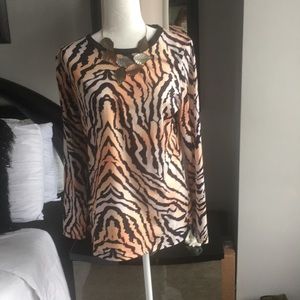 Animal print long sleeve top like new small $15.00